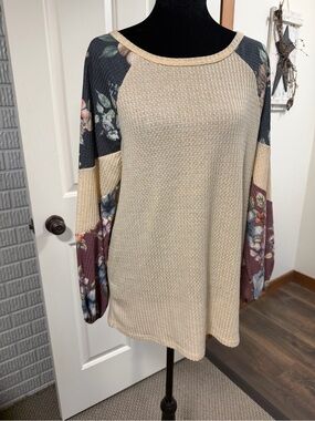 BiBi Floral Sleeve Waffle Knit Top | Small | Boho Balloon Sleeve Top
